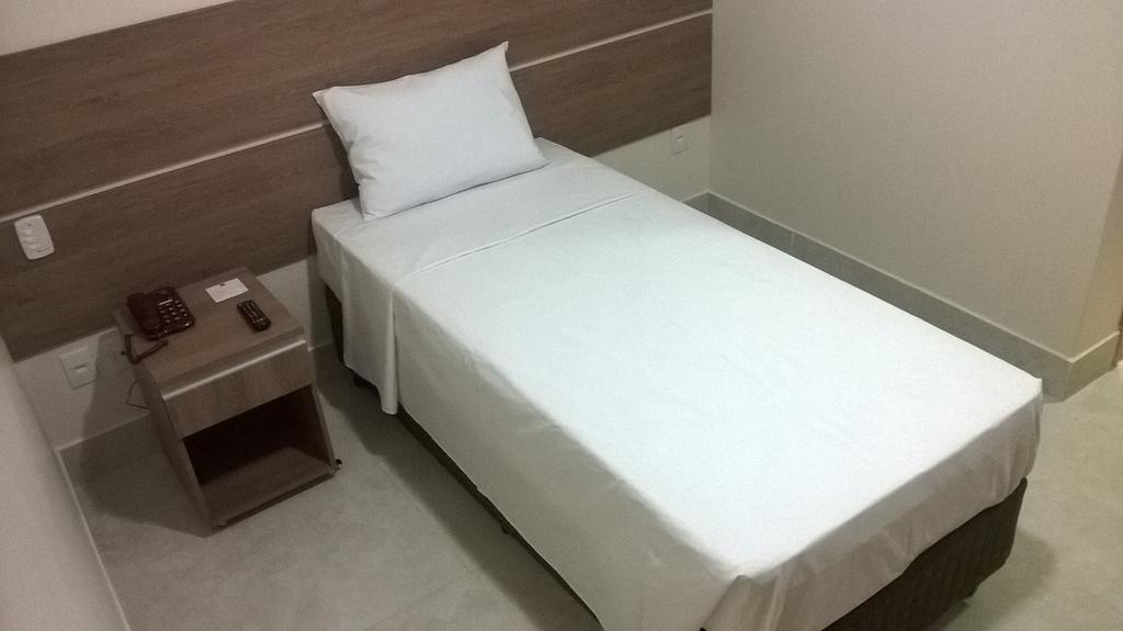 Hotel Hospeda Марилия Экстерьер фото