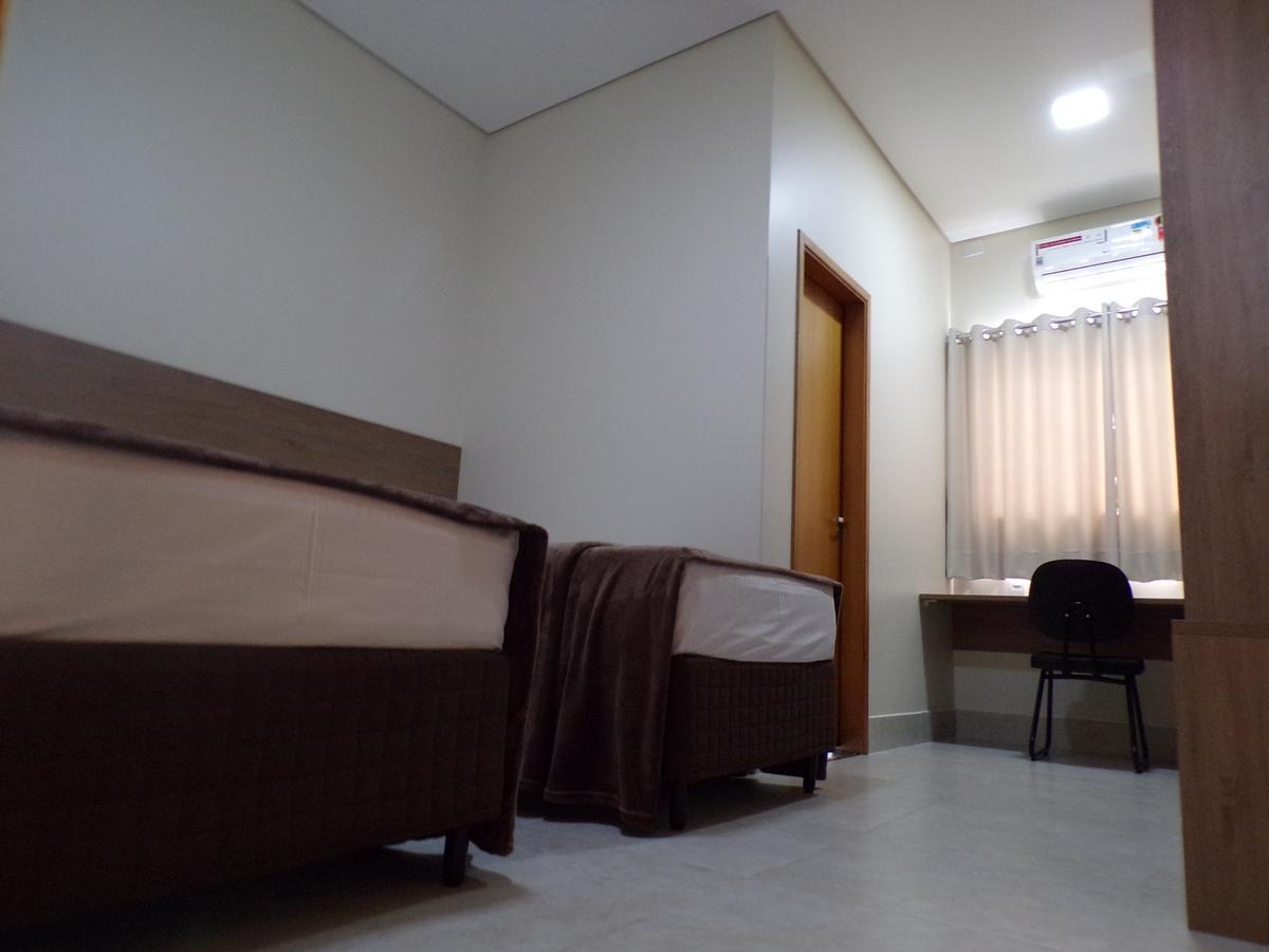 Hotel Hospeda Марилия Экстерьер фото